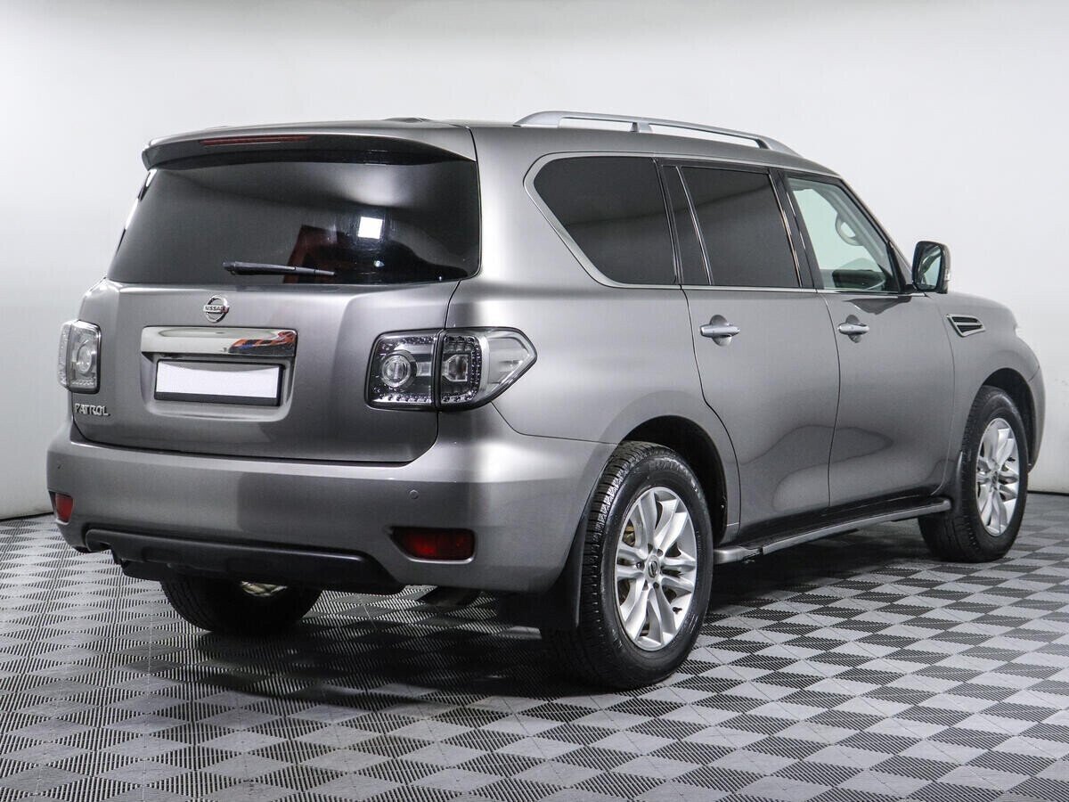 Nissan Patrol, 5.6 л, АТ, 2010 фото 4