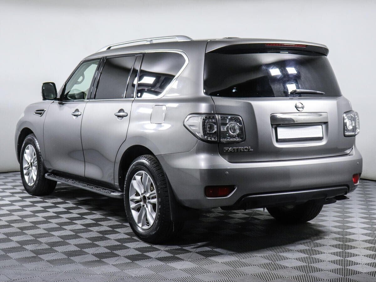 Nissan Patrol, 5.6 л, АТ, 2010 фото 6