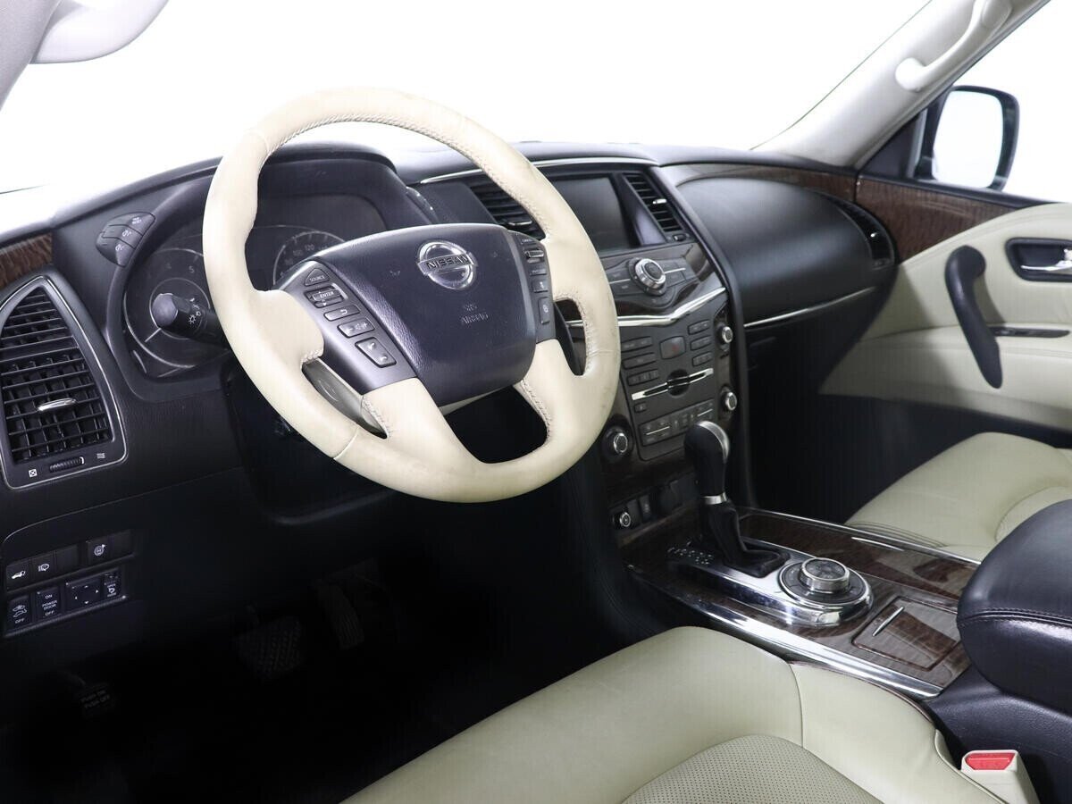 Nissan Patrol, 5.6 л, АТ, 2010 фото 7