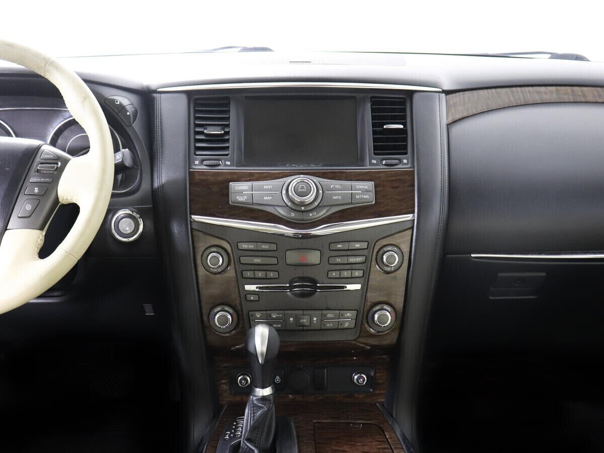 Nissan Patrol, 5.6 л, АТ, 2010 фото 8