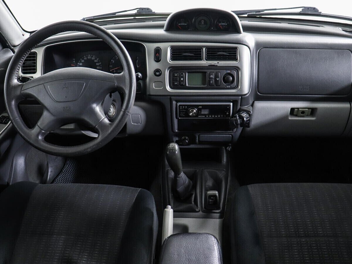 Mitsubishi Pajero Sport, 3.0 л, АТ, 2004 фото 8