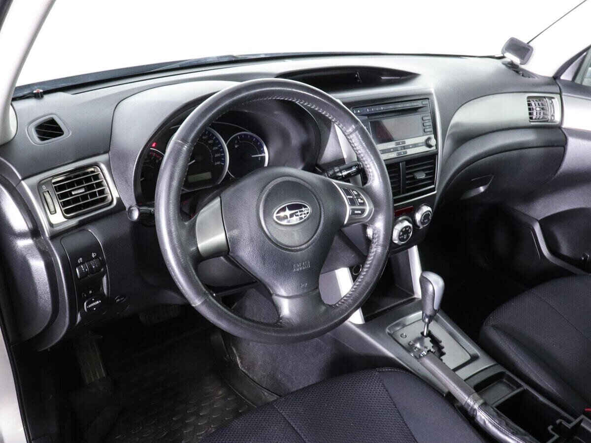 Subaru Forester, 2.0 л, АТ, 2011 фото 7