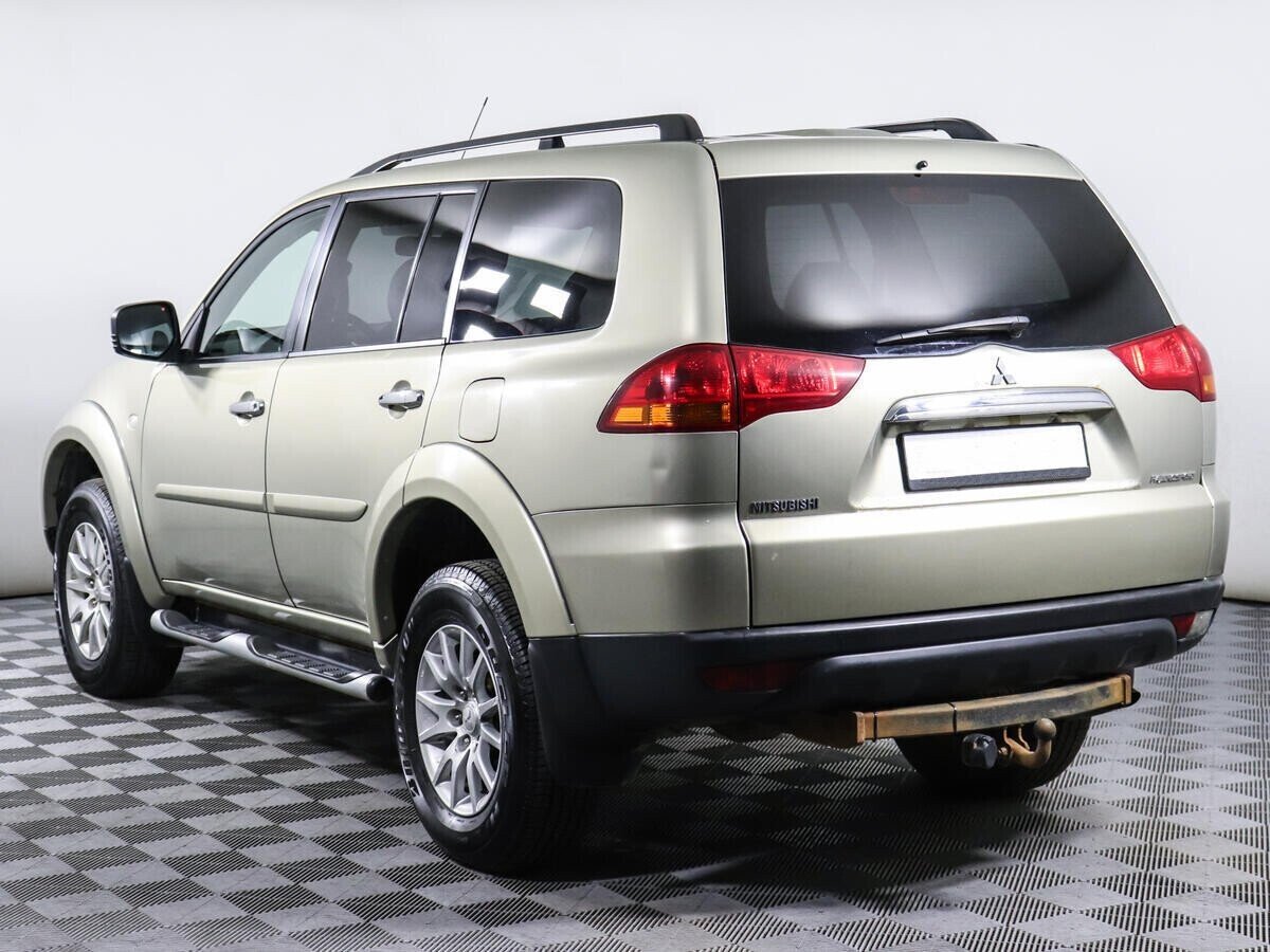 Mitsubishi Pajero Sport, 2.5 л, АТ, 2011 фото 4