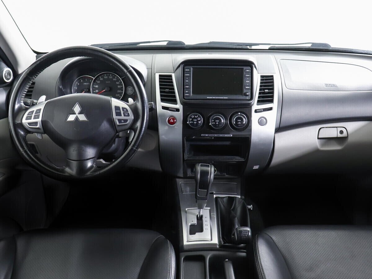Mitsubishi Pajero Sport, 2.5 л, АТ, 2011 фото 8