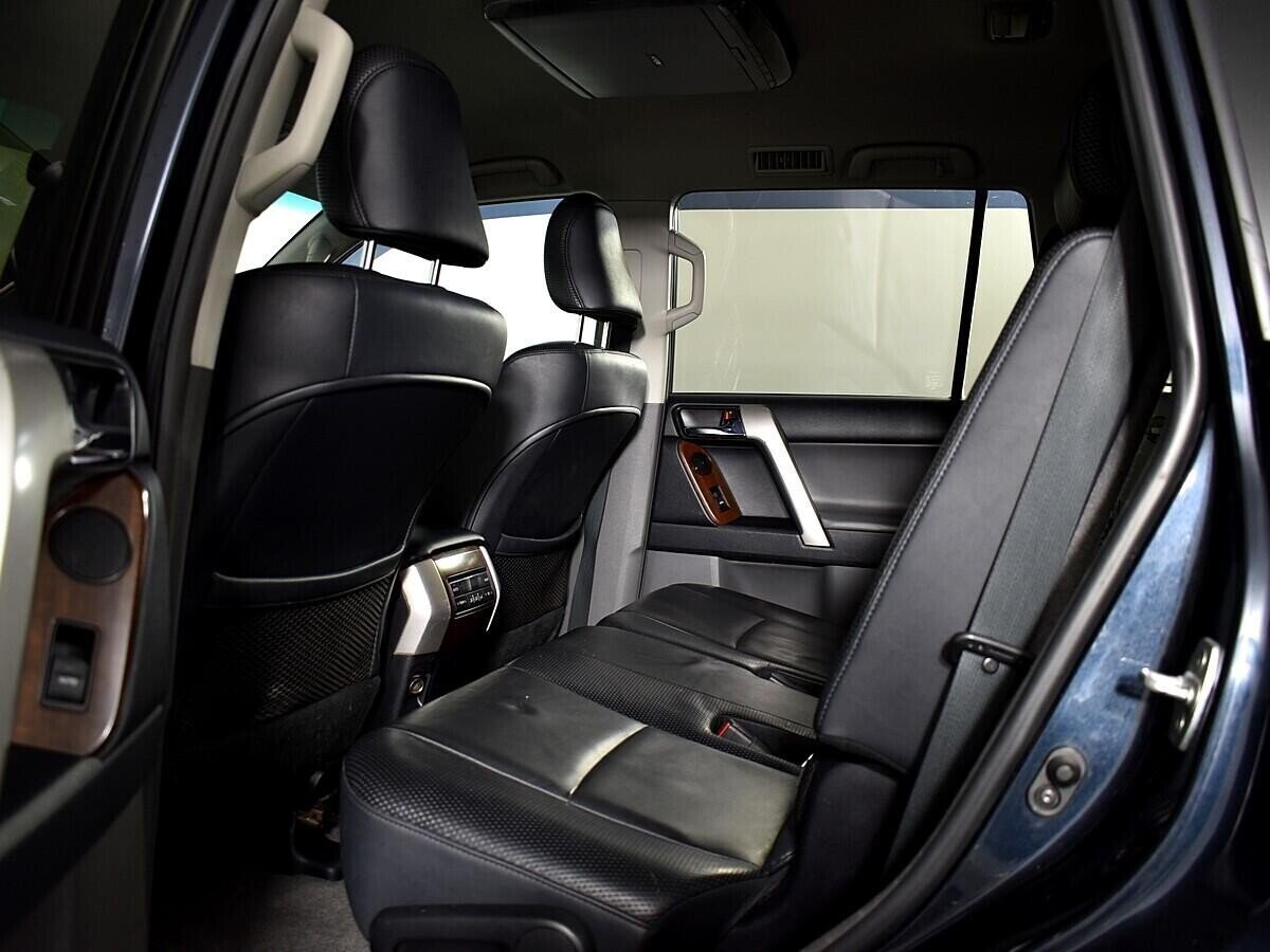 Toyota Land Cruiser Prado, 4.0 л, АТ, 2010 фото 1
