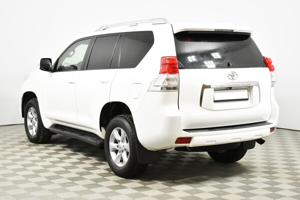 Toyota Land Cruiser Prado, 3.0 л, АТ, 2012 фото 6
