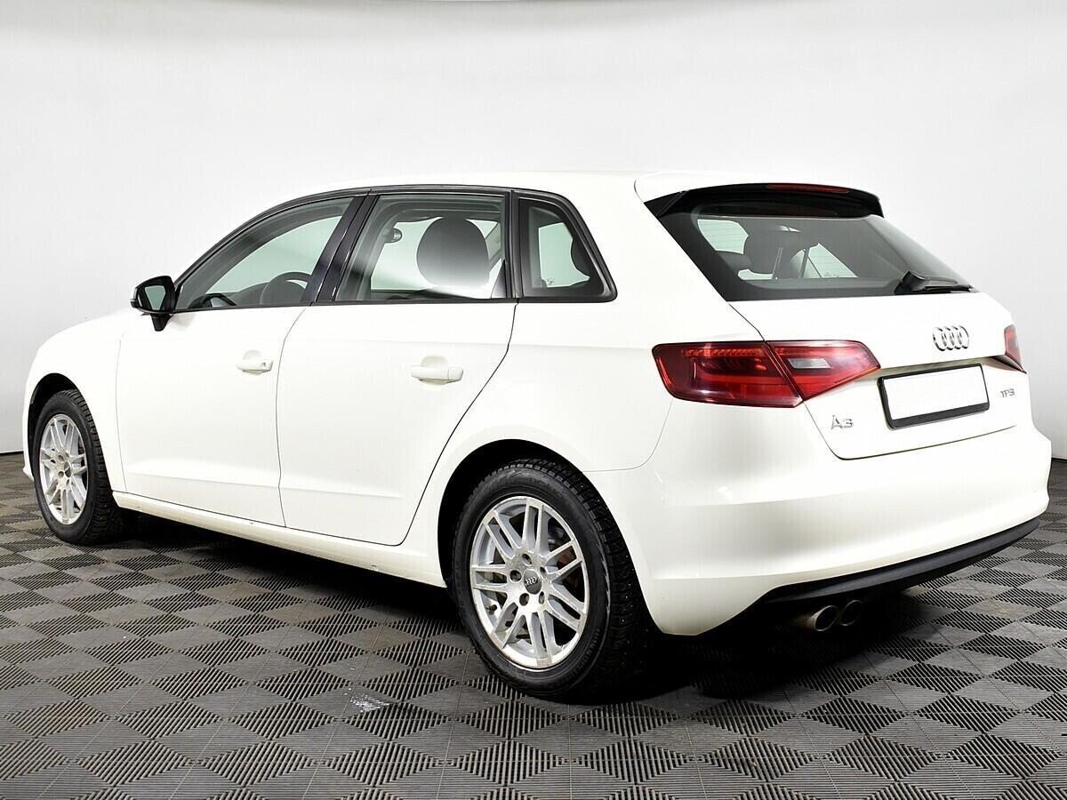 Audi A3, 1.4 л, Робот, 2013 фото 6