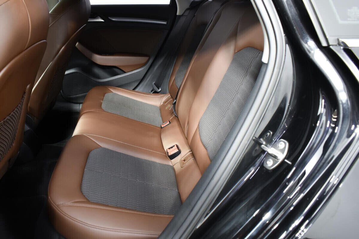 Audi A3, 1.8 л, Робот, 2013 фото 1
