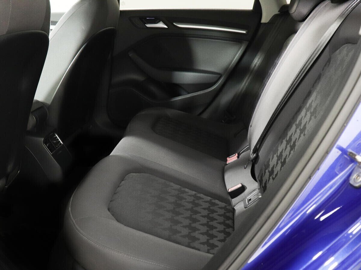 Audi A3, 1.0 л, Робот, 2016 фото 1