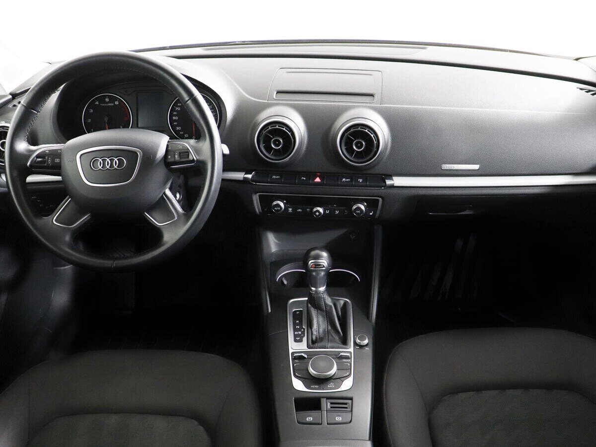 Audi A3, 1.0 л, Робот, 2016 фото 8