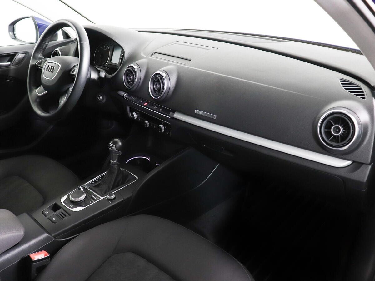 Audi A3, 1.0 л, Робот, 2016 фото 2