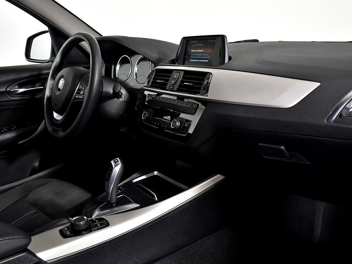 BMW 1 серии, 1.5 л, АТ, 2017 фото 8