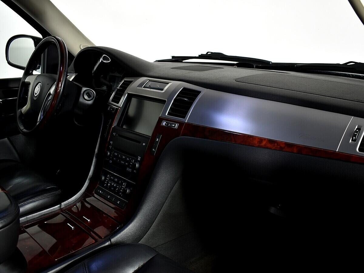 Cadillac Escalade, 6.2 л, АТ, 2010 фото 13
