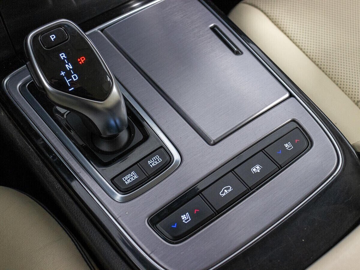 Hyundai Equus, 3.8 л, АТ, 2014 фото 2