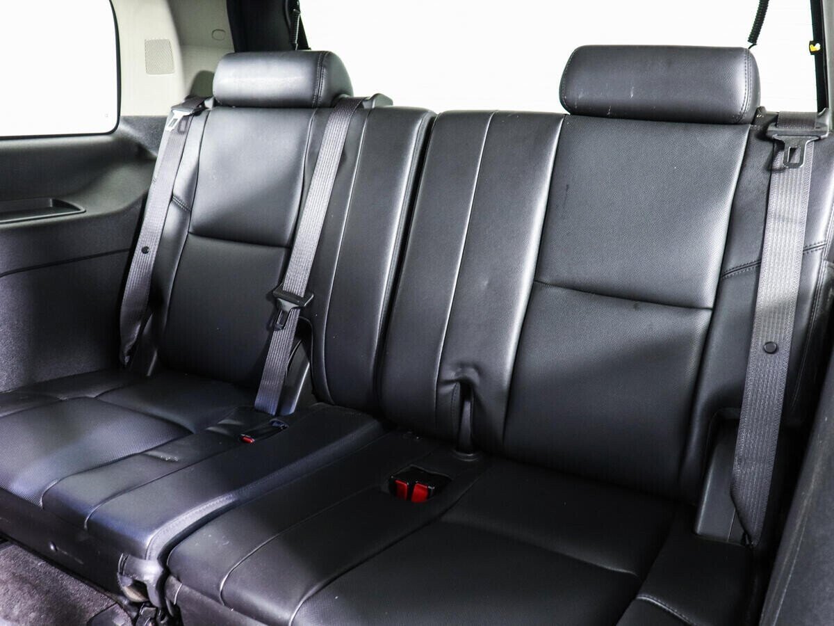 Chevrolet Tahoe, 5.3 л, АТ, 2012 фото 2