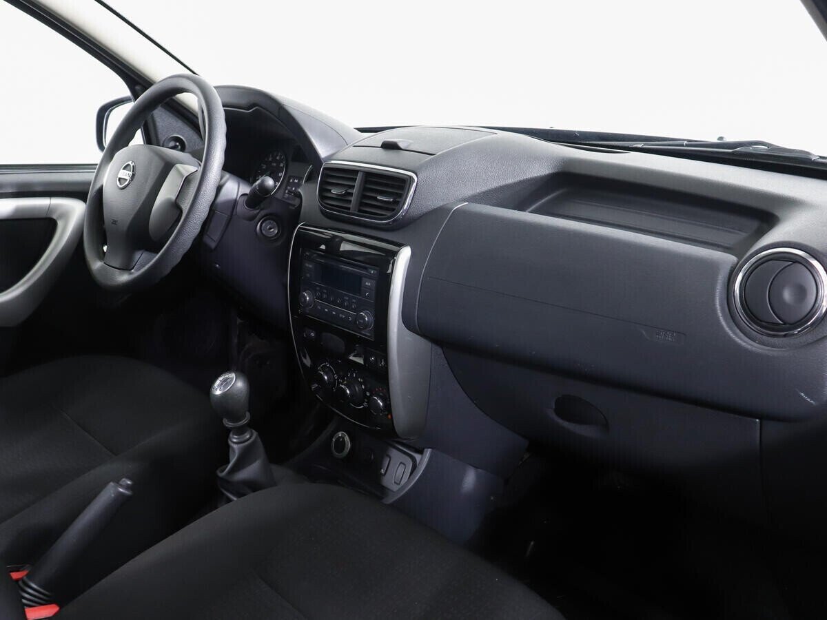 Nissan Terrano 2.0 АКПП, 2015, 96 000 км фото 8