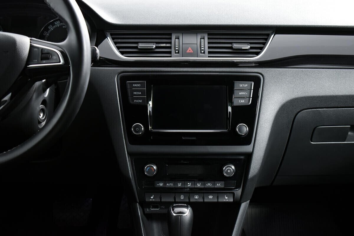 Skoda Rapid, 1.6 л, АТ, 2017 фото 9