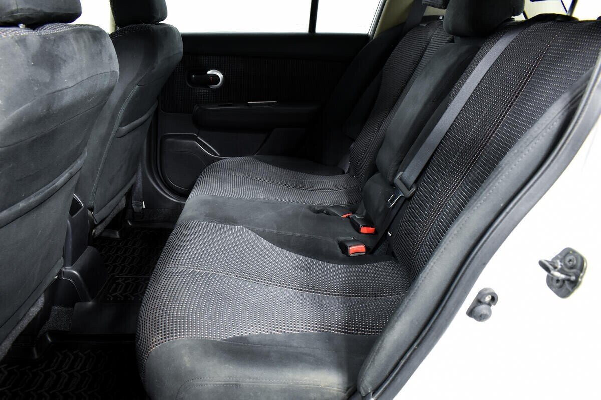 Nissan Tiida 1.6 АКПП, 2013, 121 000 км фото 8