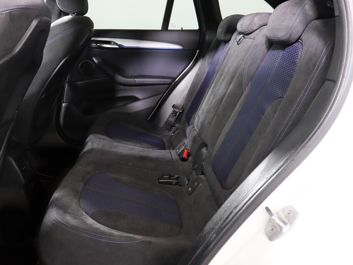 BMW X1, 2.0 л, АТ, 2016 фото 1