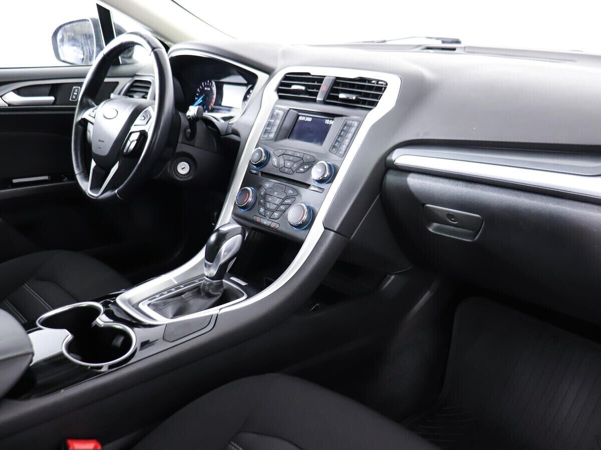 Ford Mondeo, 2.5 л, АТ, 2016 фото 2
