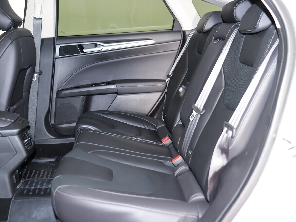 Ford Mondeo, 2.5 л, АТ, 2018 фото 2