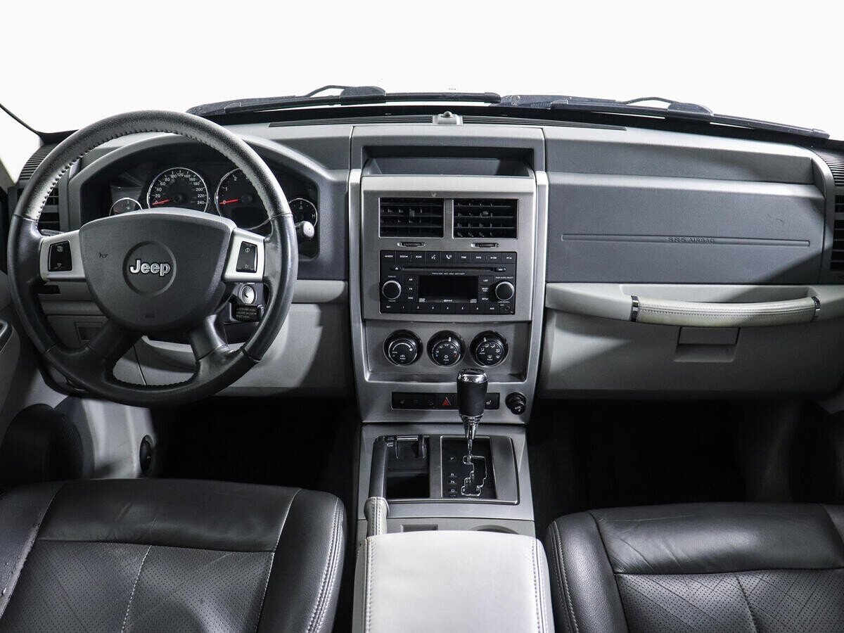 Jeep Cherokee, 2.8 л, АТ, 2011 фото 8