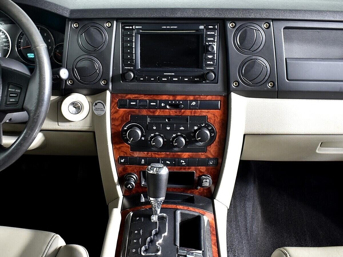 Jeep Commander, 3.0 л, АТ, 2007 фото 9
