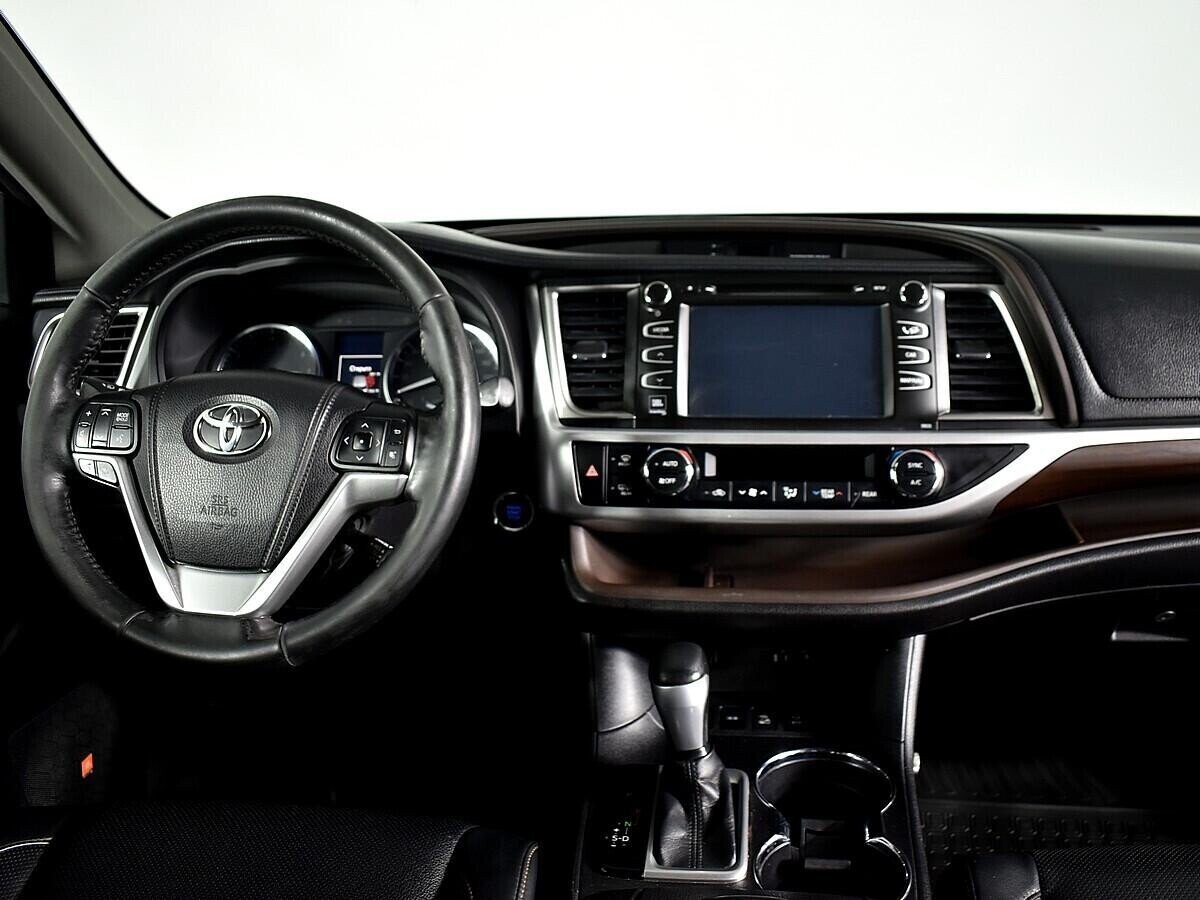 Toyota Highlander, 3.5 л, АТ, 2014 фото 8
