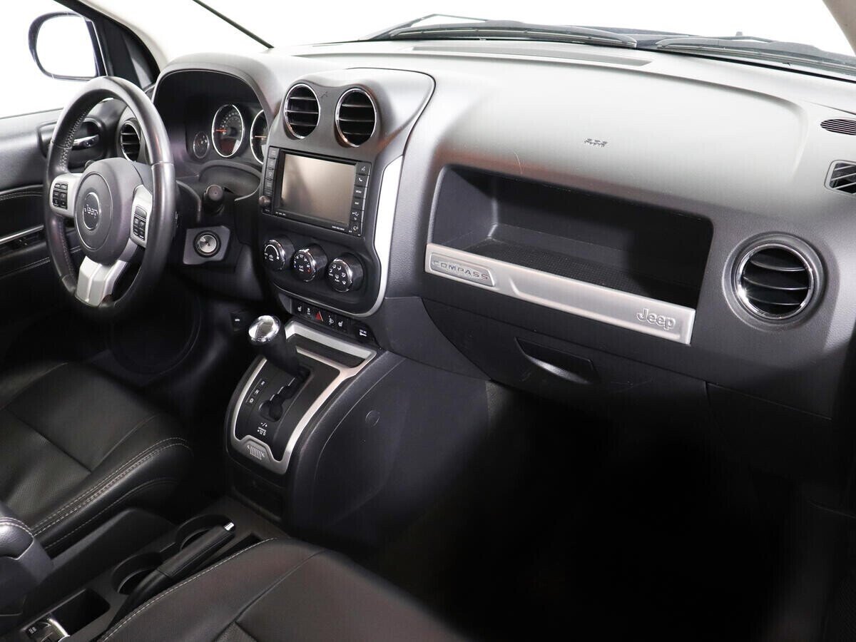 Jeep Compass, 2.4 л, АТ, 2013 фото 2