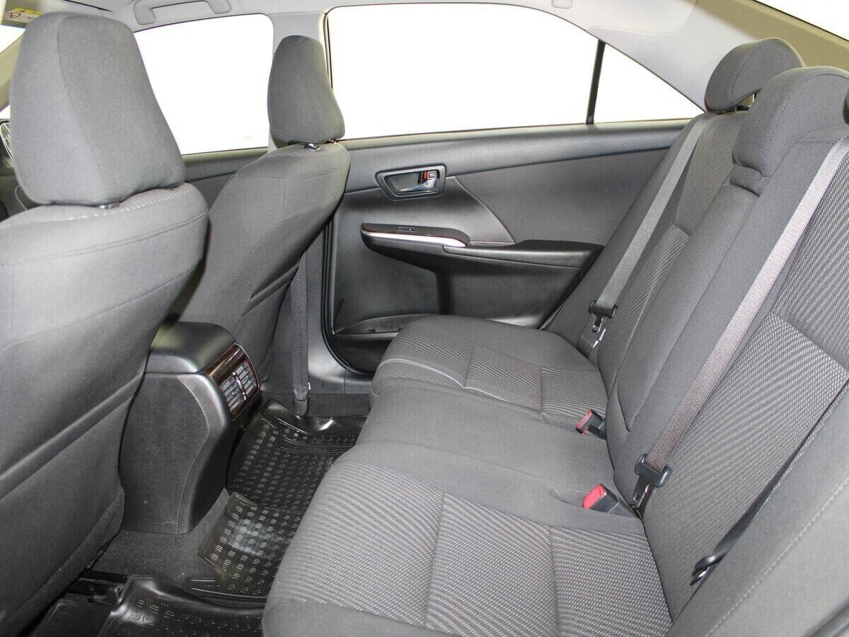 Toyota Camry, 2.5 л, АТ, 2014 фото 2