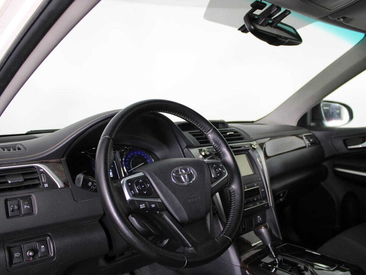 Toyota Camry, 2.5 л, АТ, 2014 фото 1