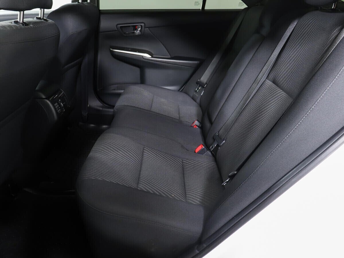 Toyota Camry, 2.0 л, АТ, 2015 фото 1
