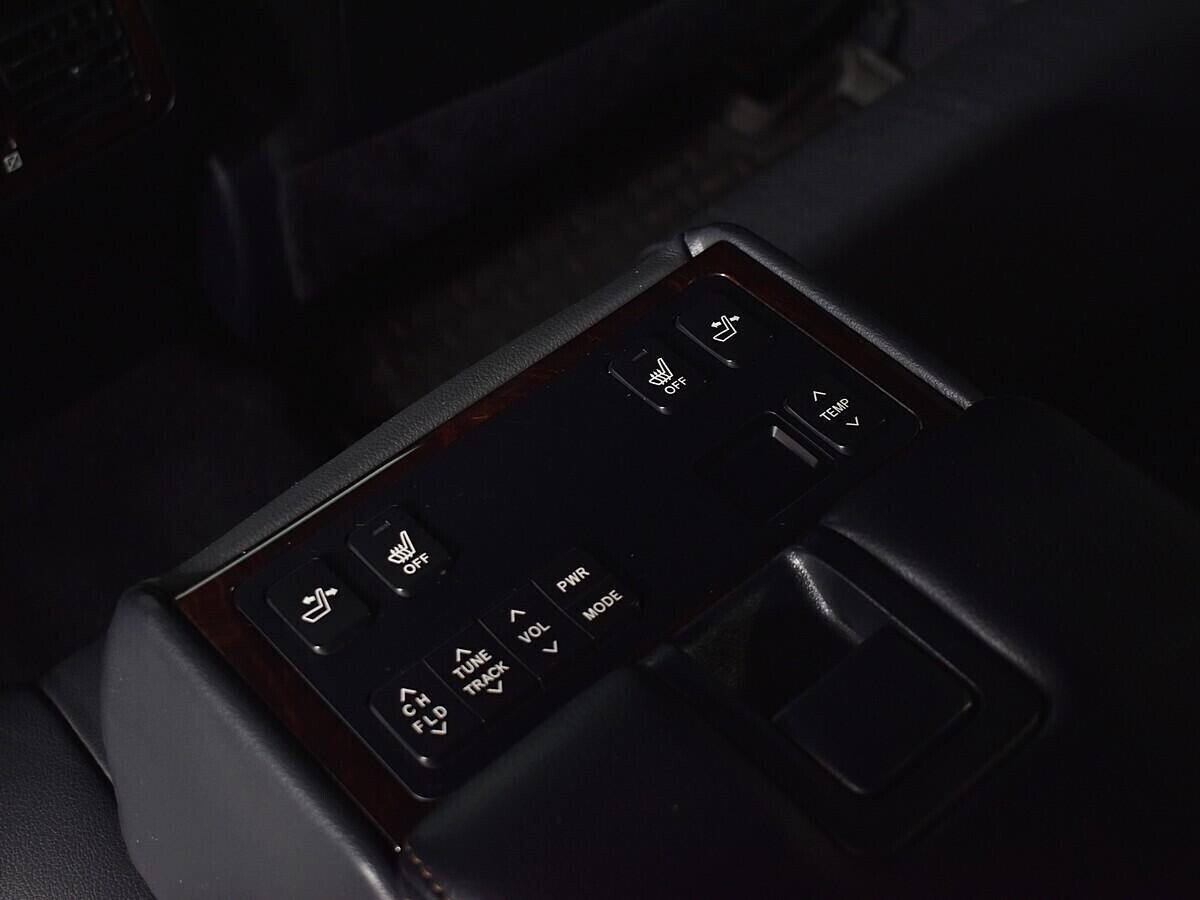 Toyota Camry, 2.5 л, АТ, 2015 фото 1