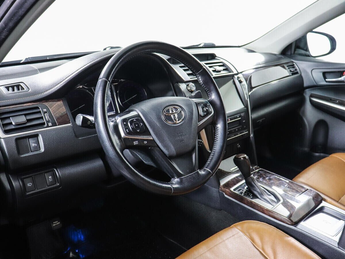 Toyota Camry, 2.5 л, АТ, 2016 фото 7