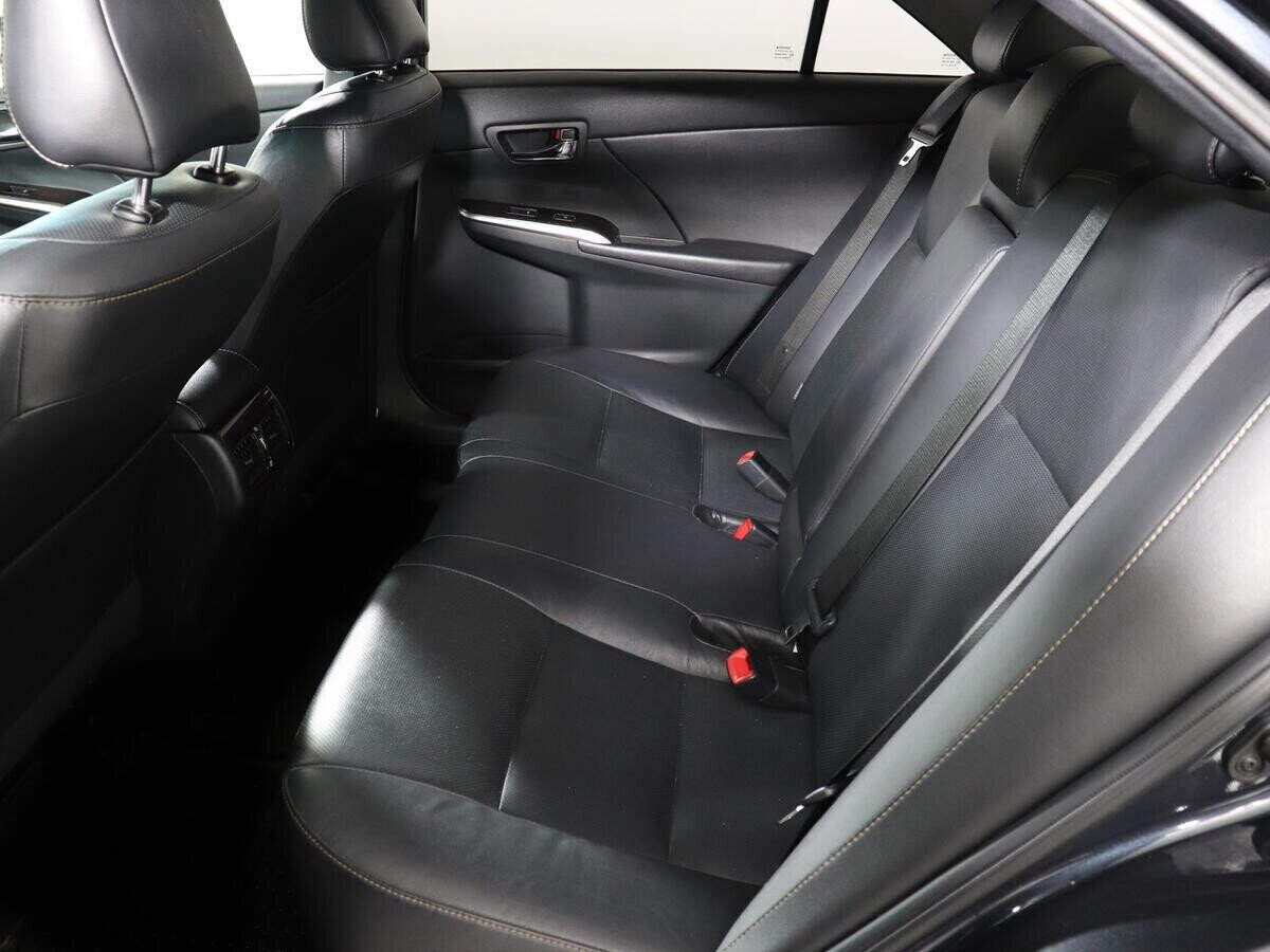 Toyota Camry, 2.5 л, АТ, 2016 фото 2