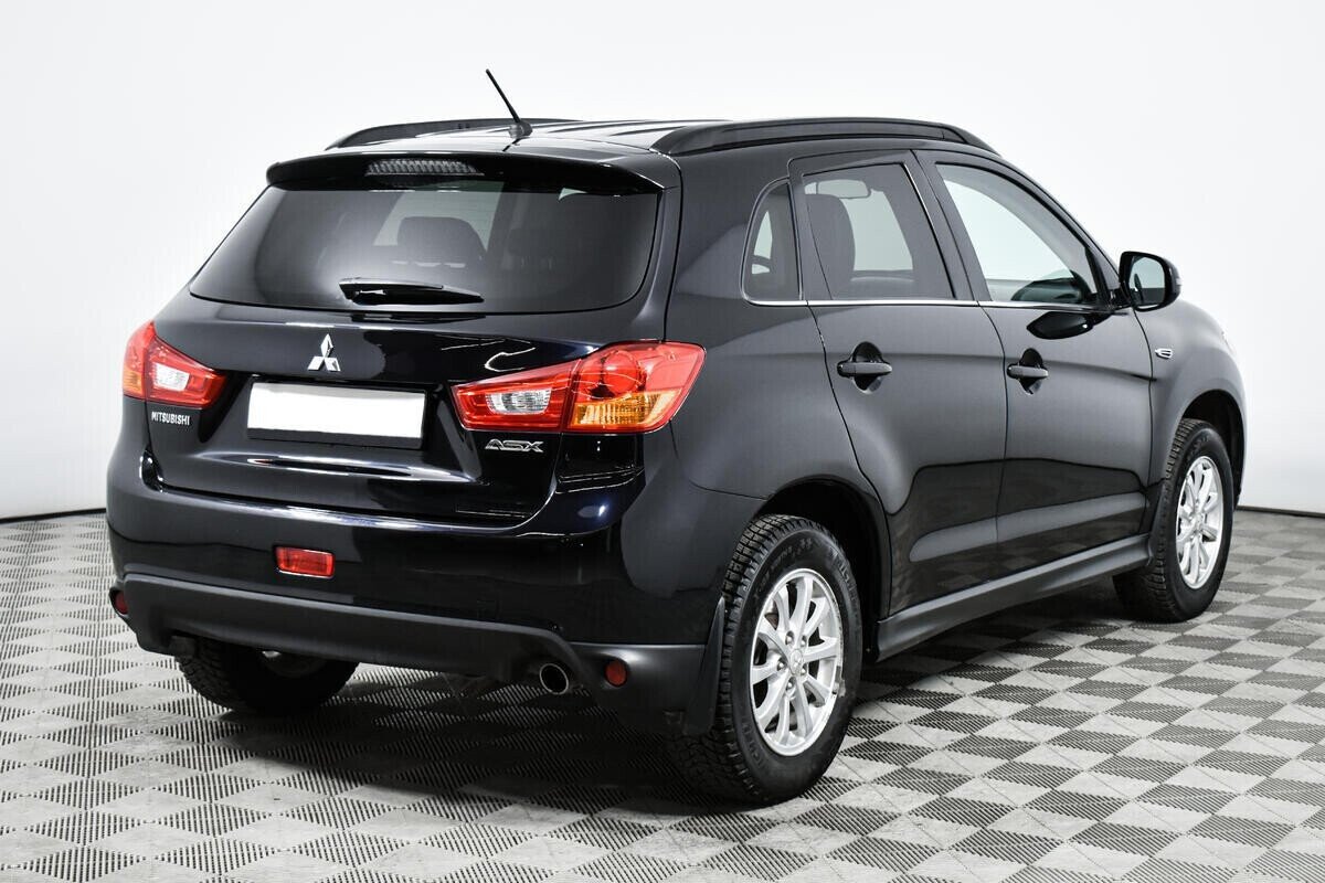 Mitsubishi ASX 1.8 CVT, 2013, 131 000 км фото 2