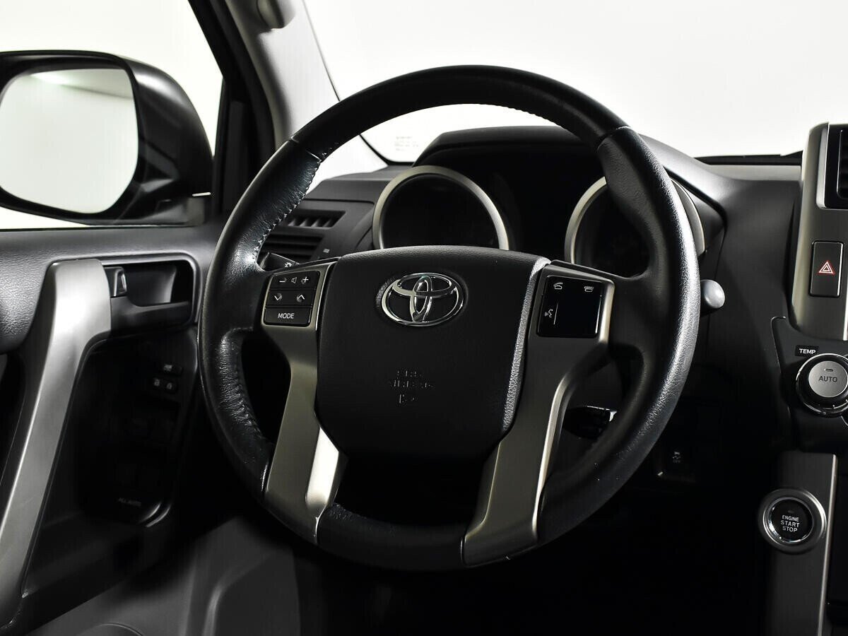 Toyota Land Cruiser Prado, 3.0 л, АТ, 2012 фото 9