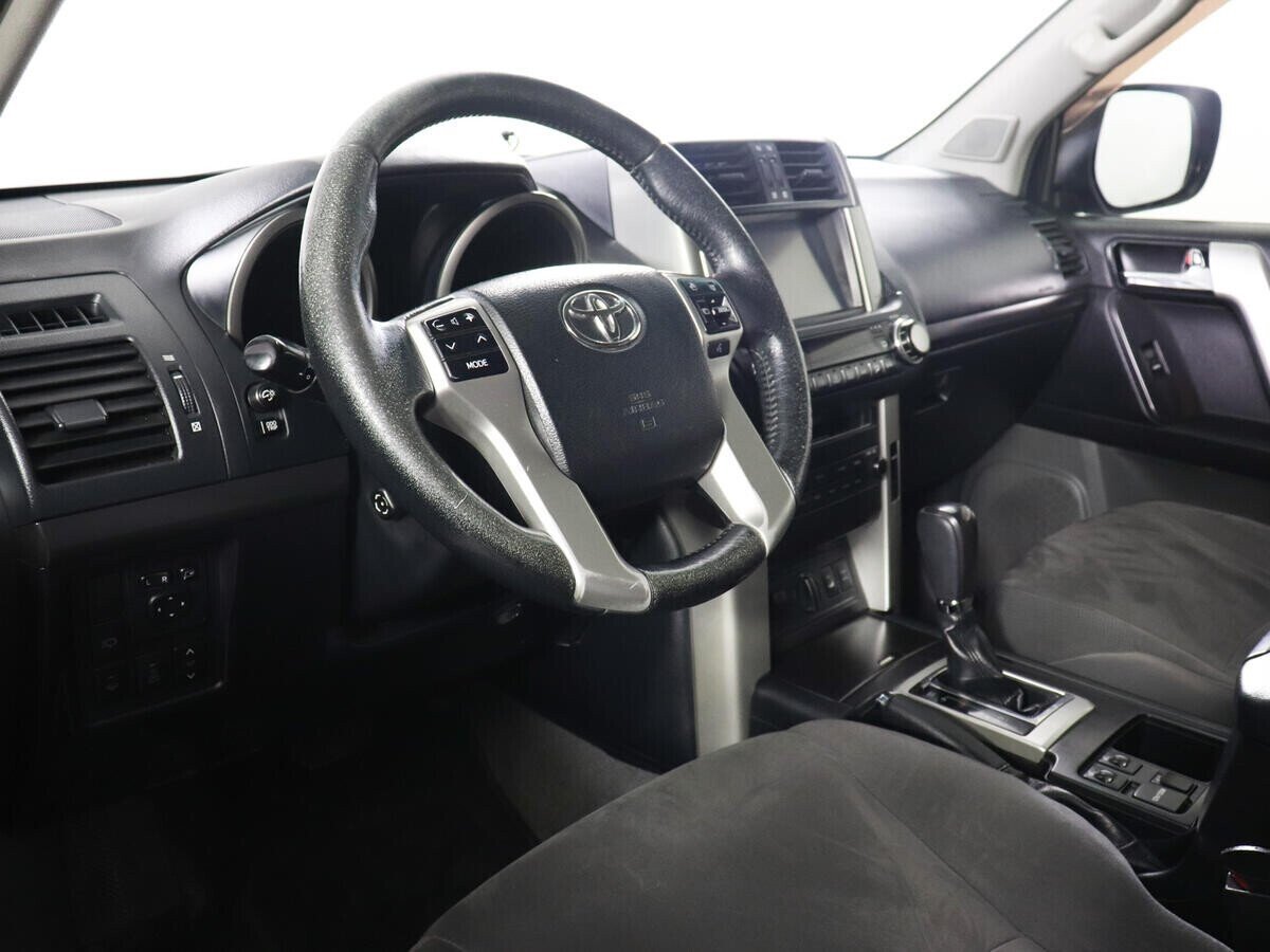 Toyota Land Cruiser Prado, 3.0 л, АТ, 2013 фото 7