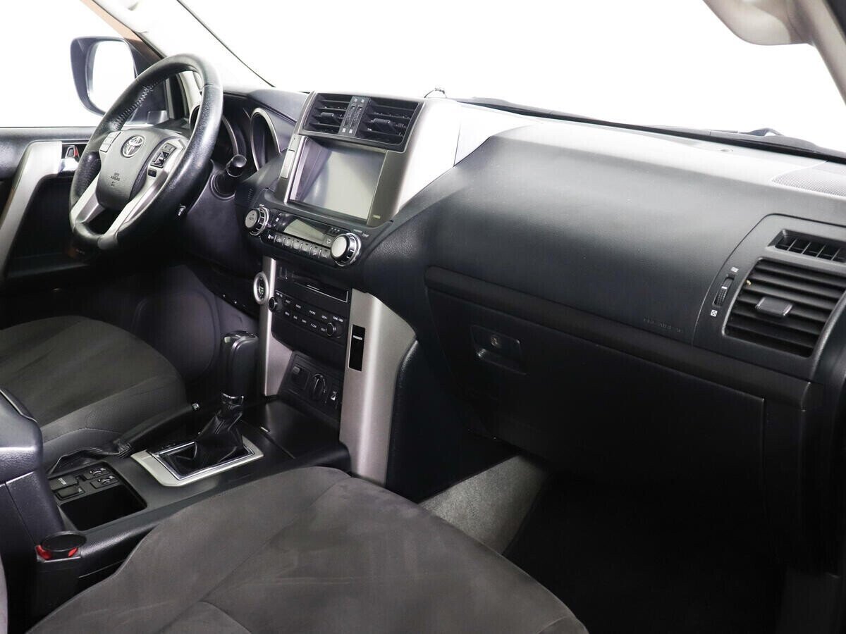 Toyota Land Cruiser Prado, 3.0 л, АТ, 2013 фото 2
