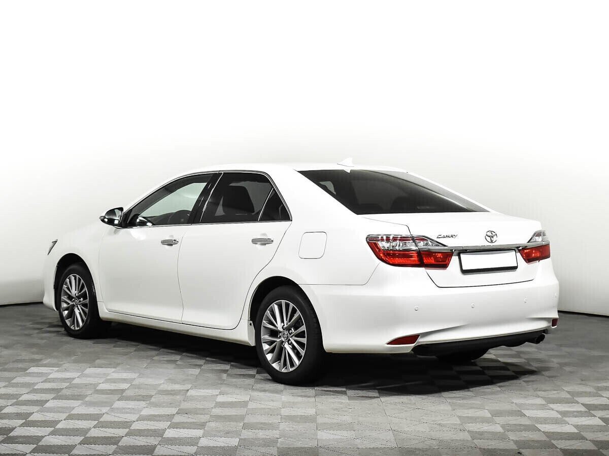 Toyota Camry, 2.5 л, АТ, 2017 фото 6
