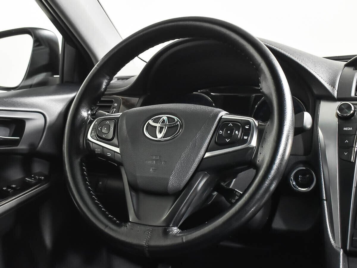 Toyota Camry, 2.5 л, АТ, 2017 фото 8