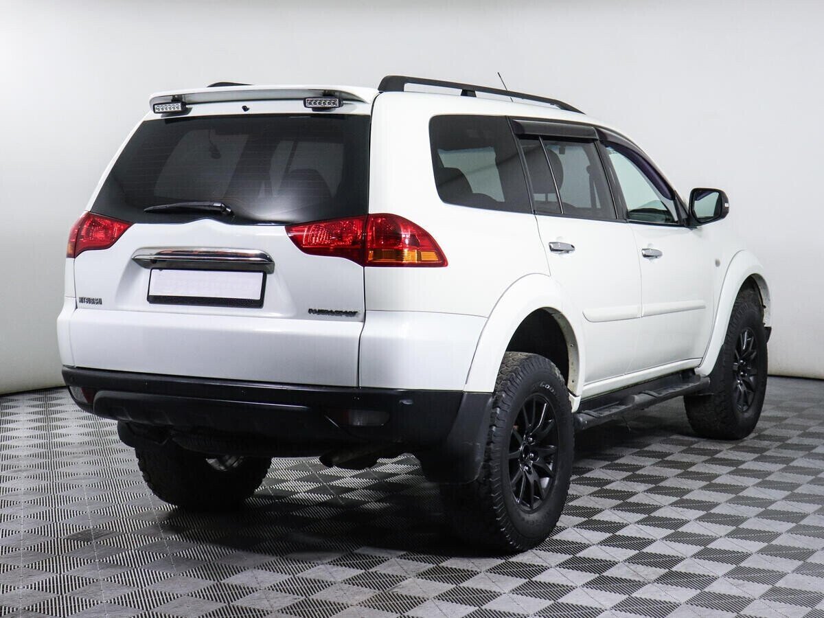 Mitsubishi Pajero Sport, 2.5 л, АТ, 2013 фото 4