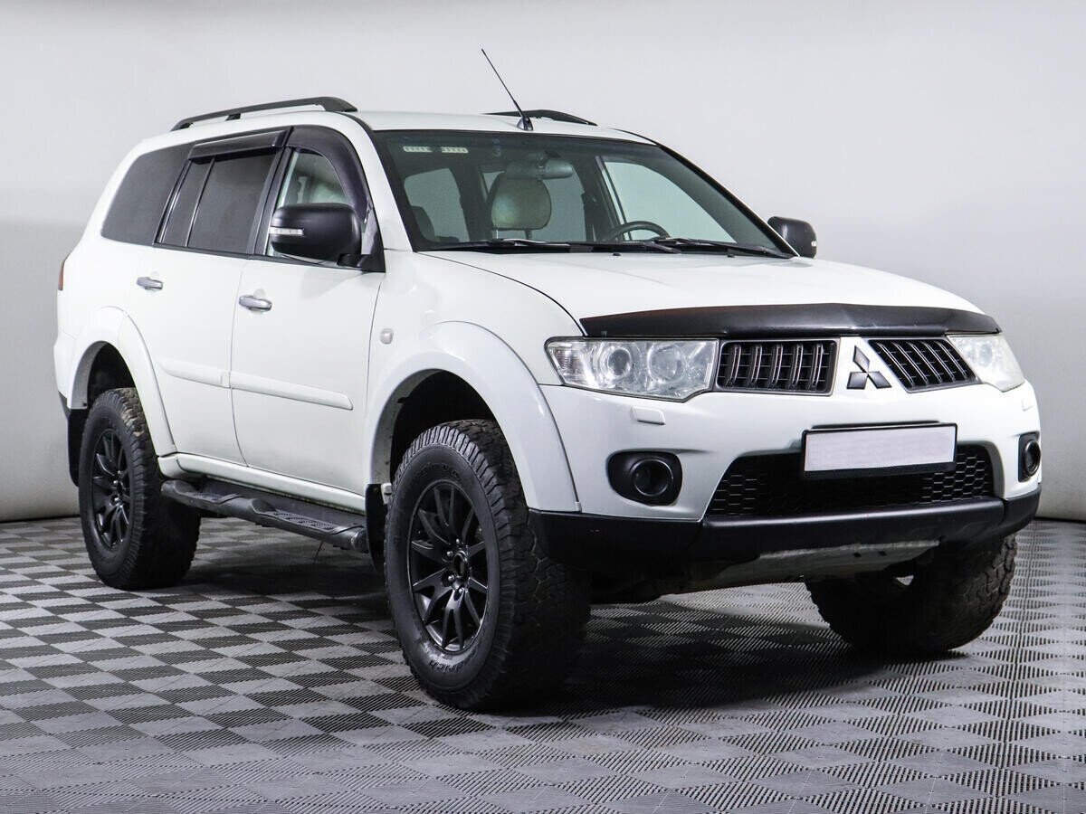 Mitsubishi Pajero Sport, 2.5 л, АТ, 2013 фото 5