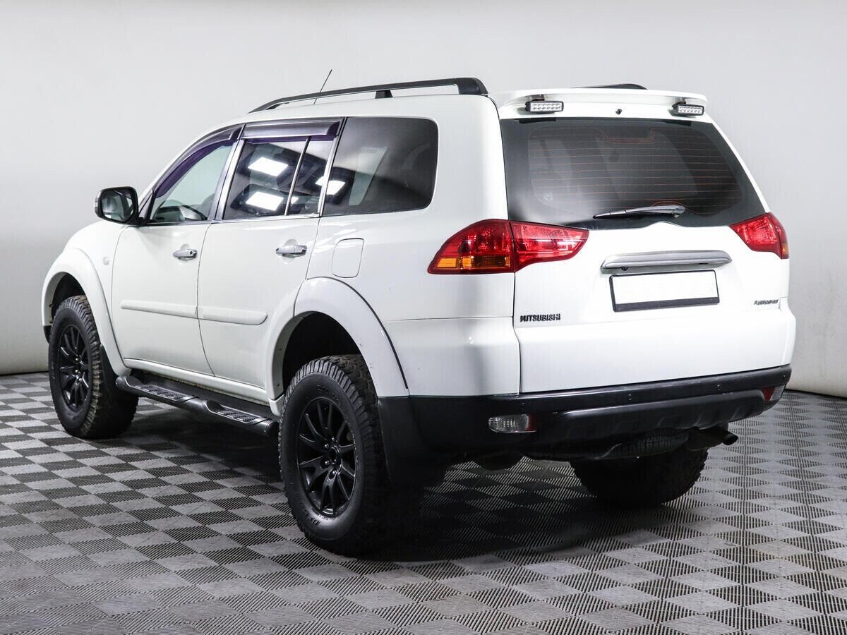 Mitsubishi Pajero Sport, 2.5 л, АТ, 2013 фото 6