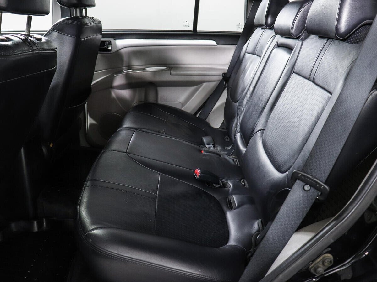 Mitsubishi Pajero Sport, 2.5 л, АТ, 2013 фото 1
