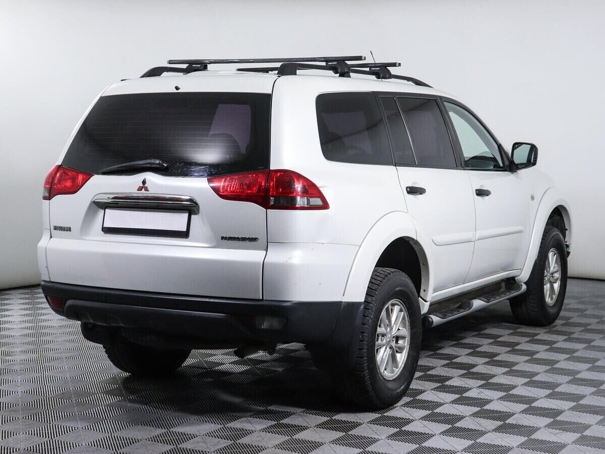 Mitsubishi Pajero Sport, 2.5 л, МТ, 2013 фото 4