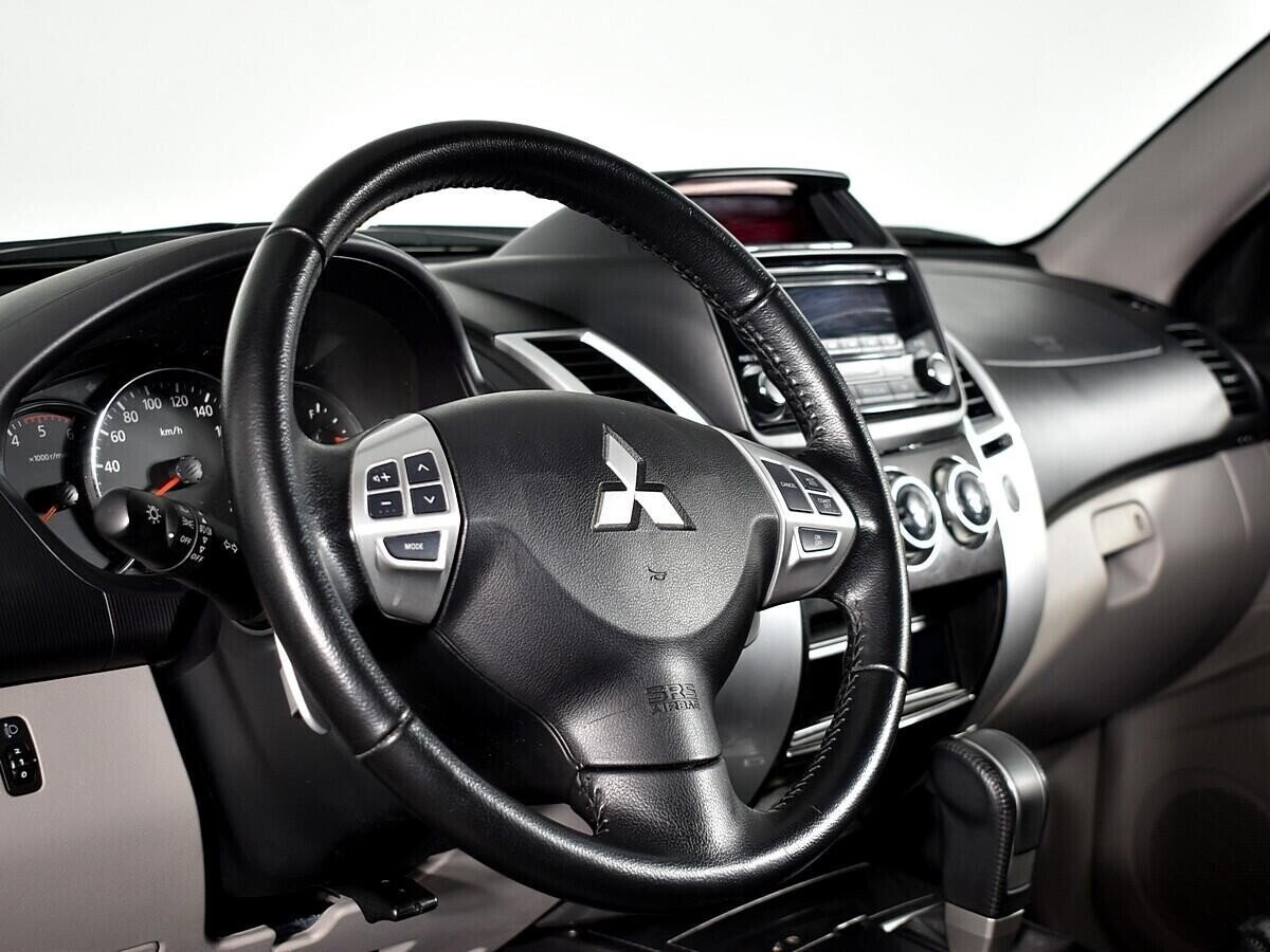 Mitsubishi Pajero Sport, 2.5 л, АТ, 2014 фото 7