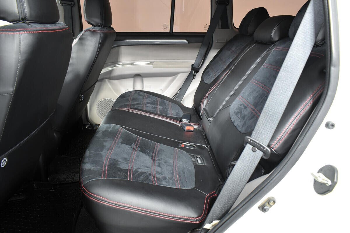 Mitsubishi Pajero Sport, 2.5 л, АТ, 2014 фото 1