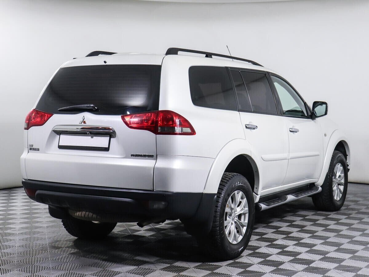 Mitsubishi Pajero Sport, 2.4 л, АТ, 2015 фото 4
