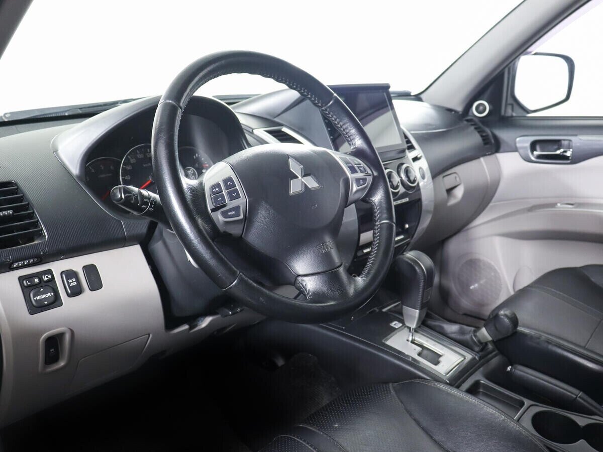 Mitsubishi Pajero Sport, 2.5 л, АТ, 2014 фото 7